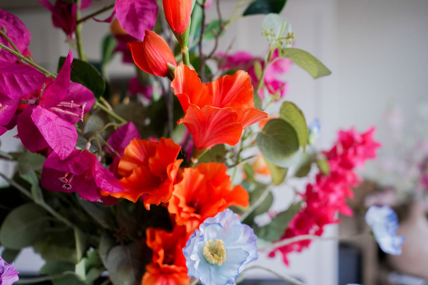 Seidenes Blumenbouquet Silky Colorbomb