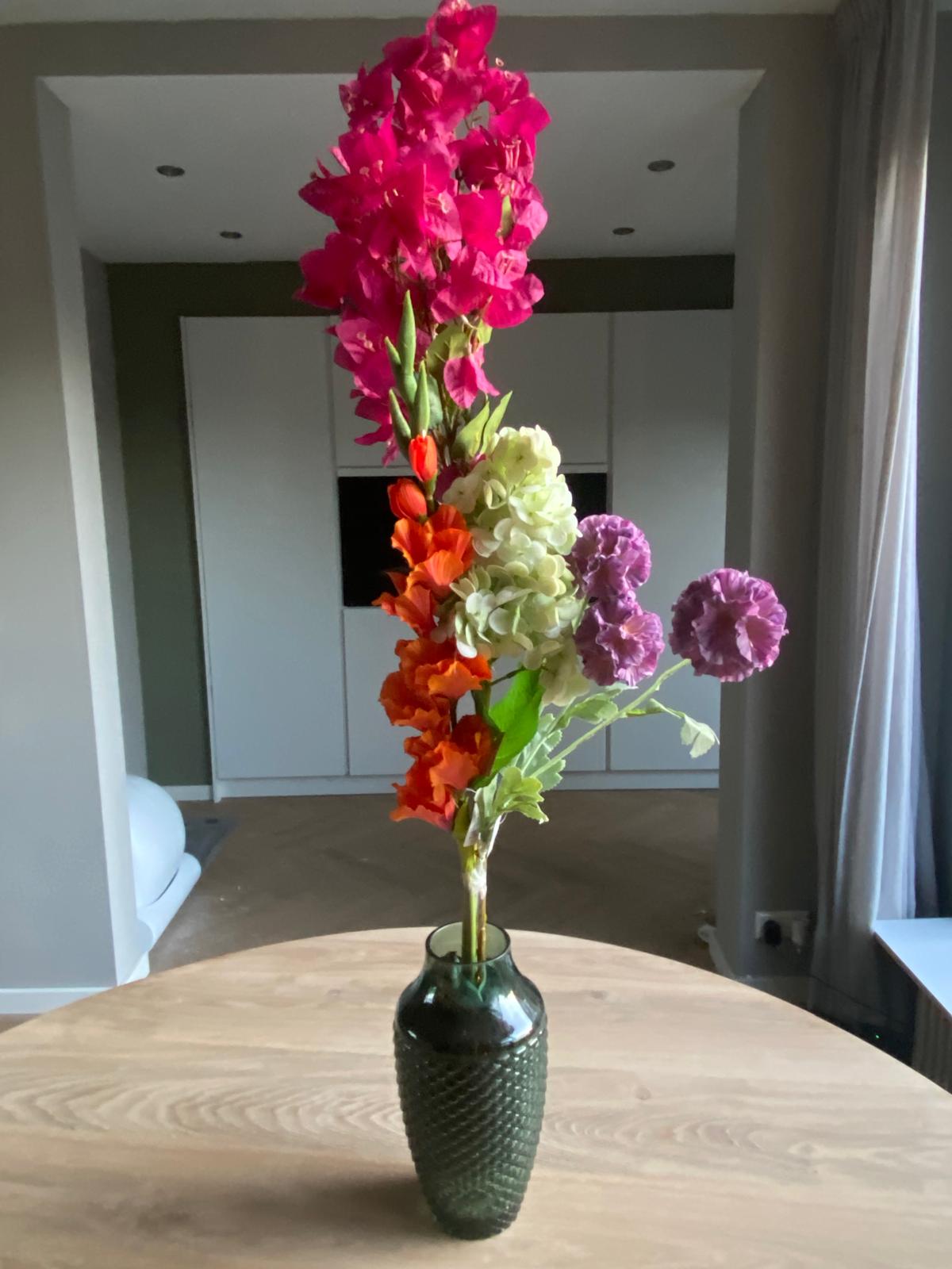 Seidenes Blumenbouquet Silky Colorbomb