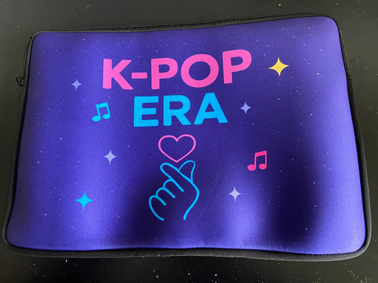 K-Pop Laptophülle: Personalisiert und handgefertigt