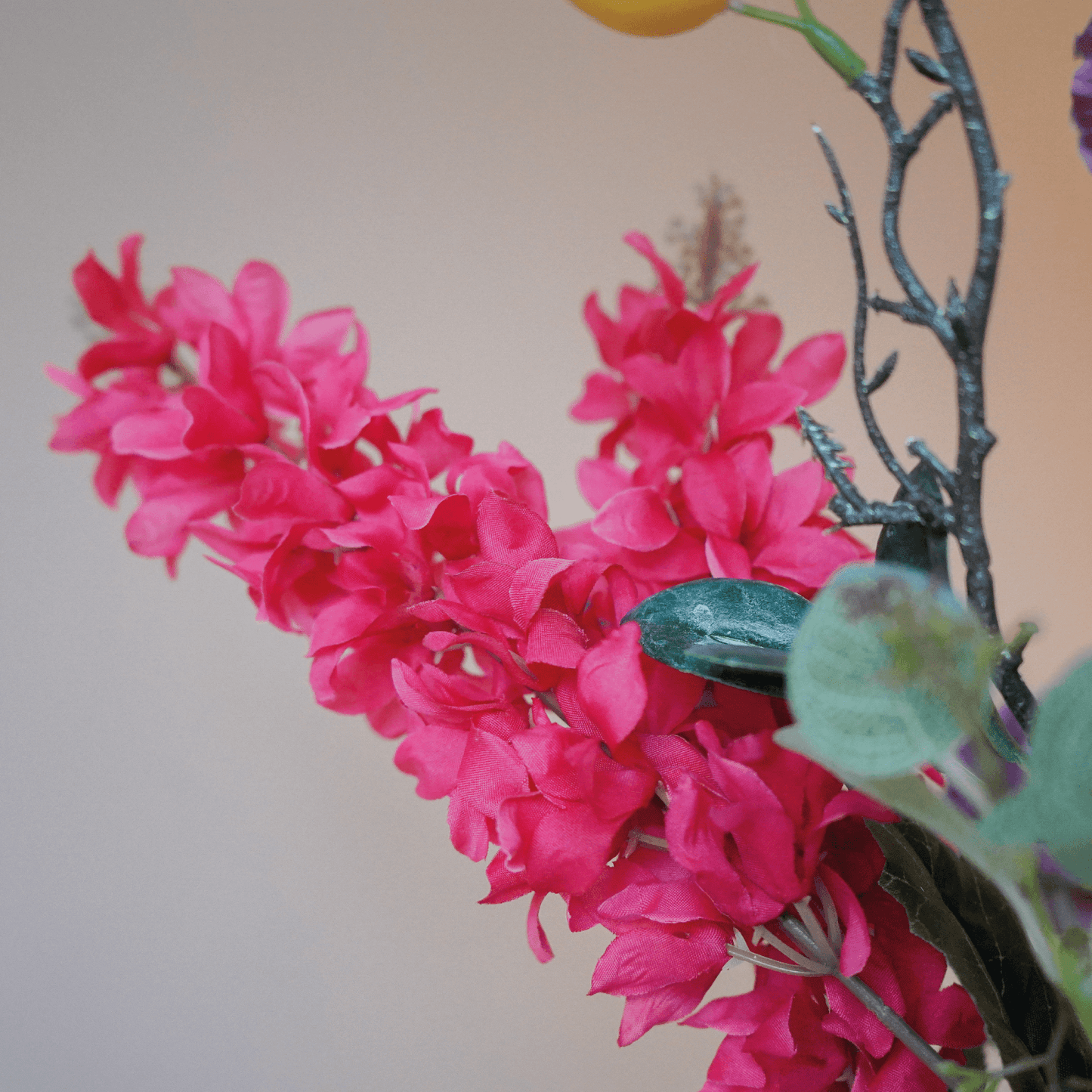 Seidenes Blumenbouquet Silky Colorbomb