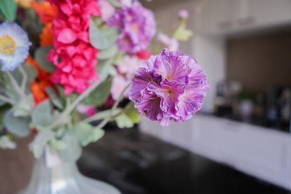 Seidenes Blumenbouquet Silky Colorbomb