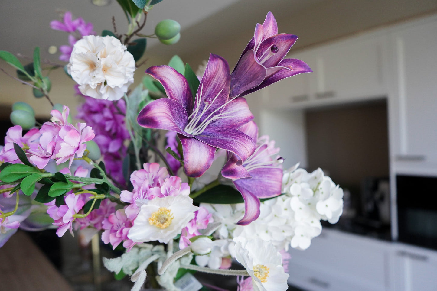 Seidenes Blumenbouquet Silky Purple Bomb